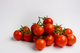 tomatoes wholesale