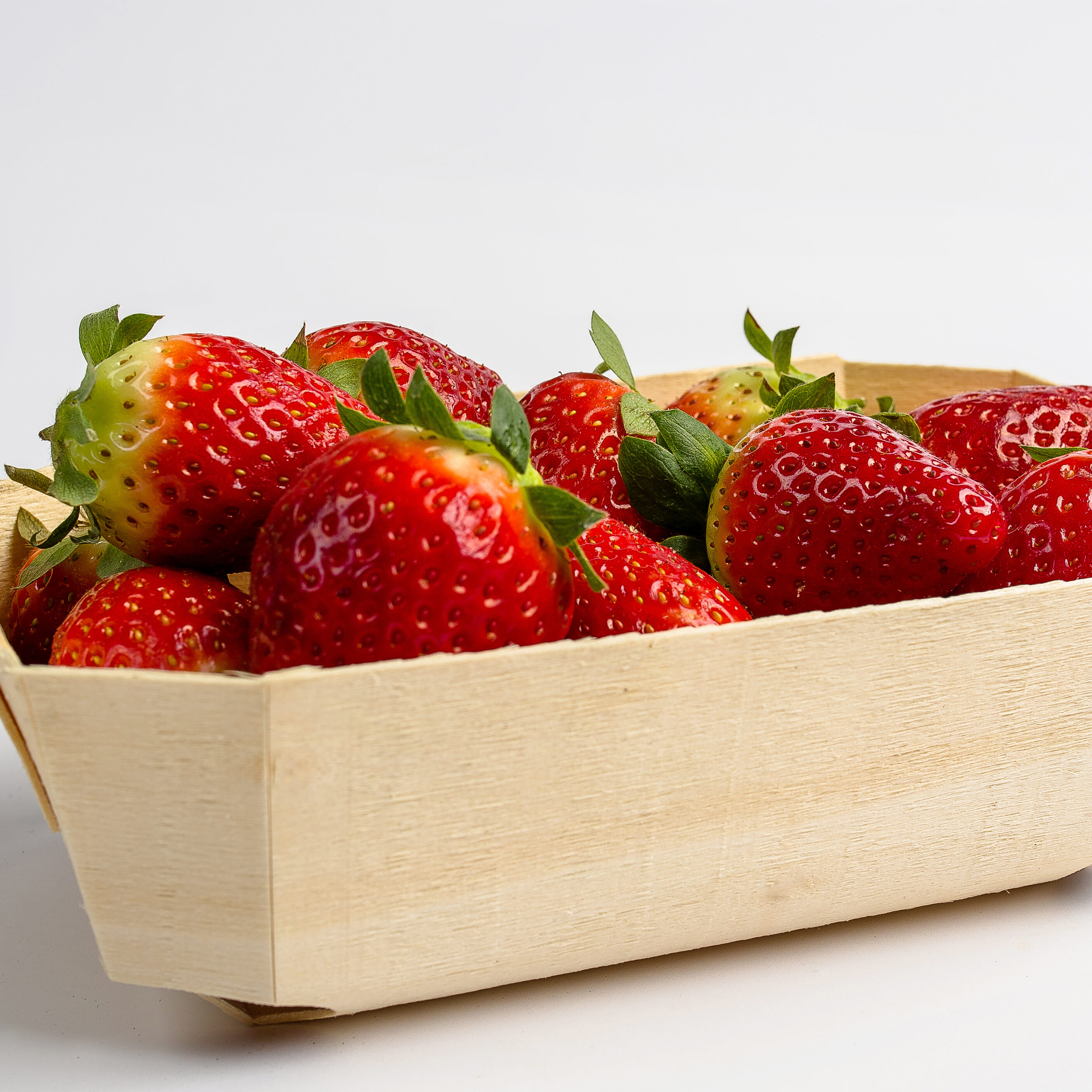 strawberries wholesale